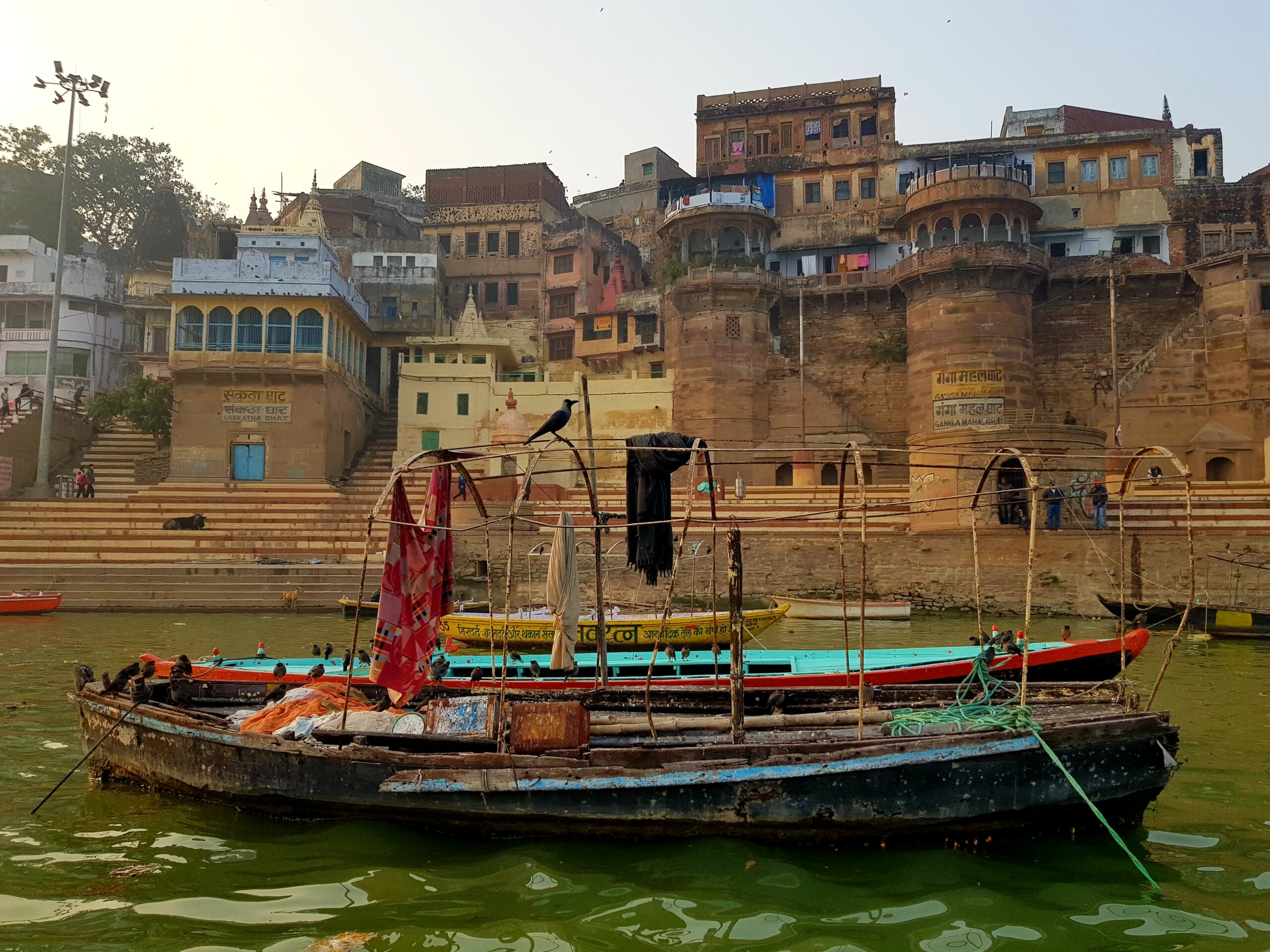 Mepassana - Inner Healing - Trauma Release Varanasi das wahre indien