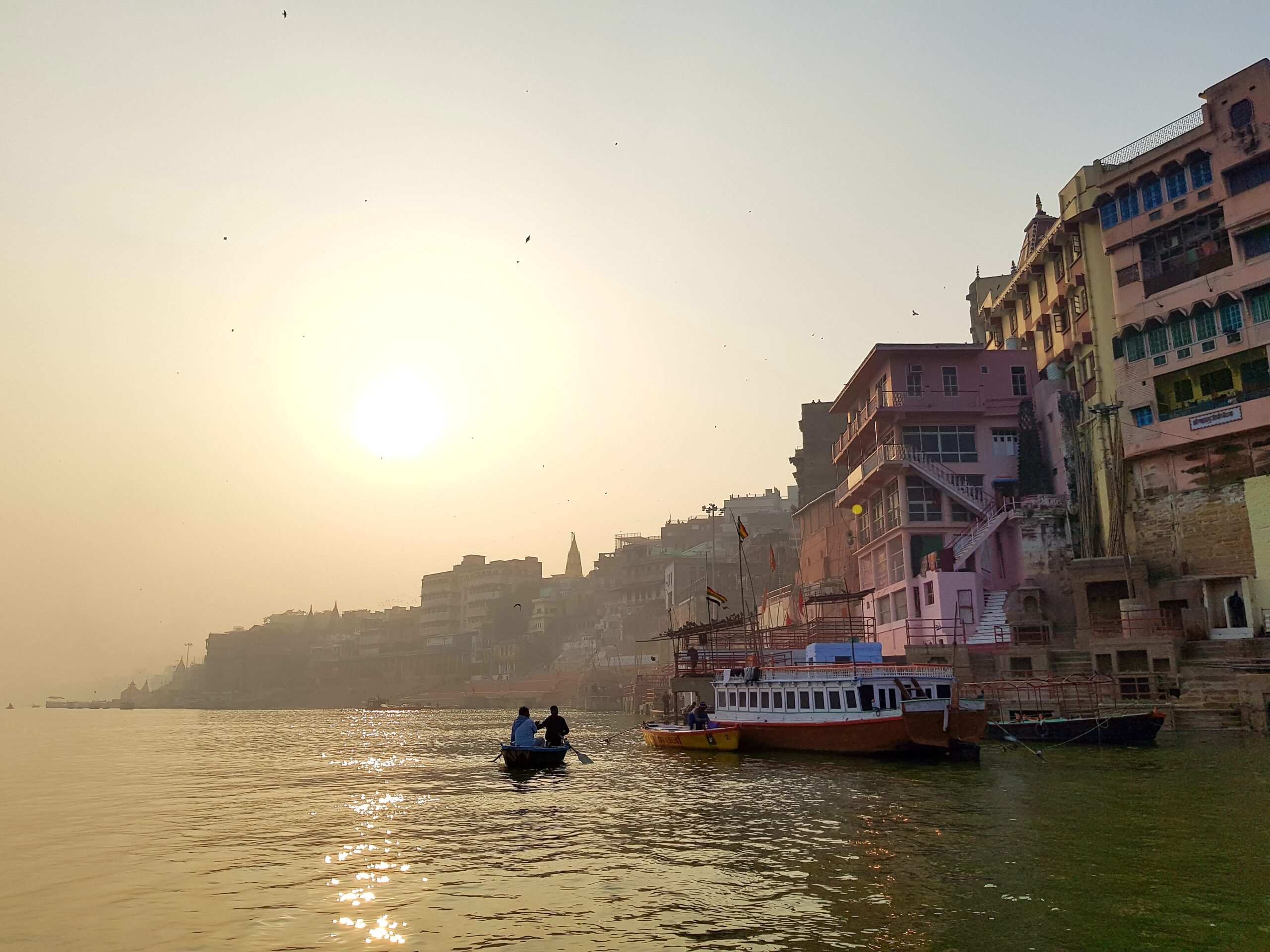 Mepassana - Inner Healing - Trauma Release Varanasi das wahre indien